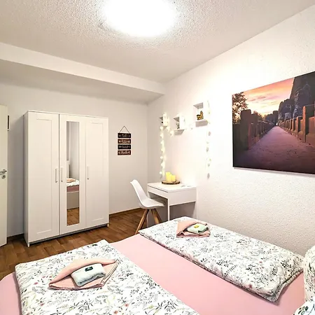 Grosse - Balkon,pool,garten&grill - Hw1b